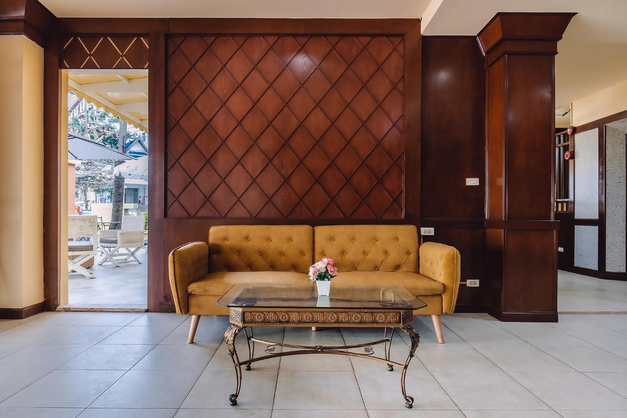 Bauman-Ville Hotel Patong Luaran gambar